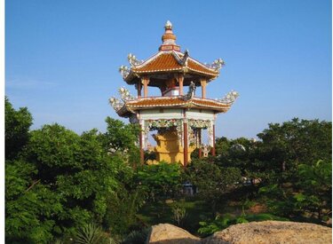 Khám phá chùa cổ Thạch và chùa hang Bình Thuận hoành tráng