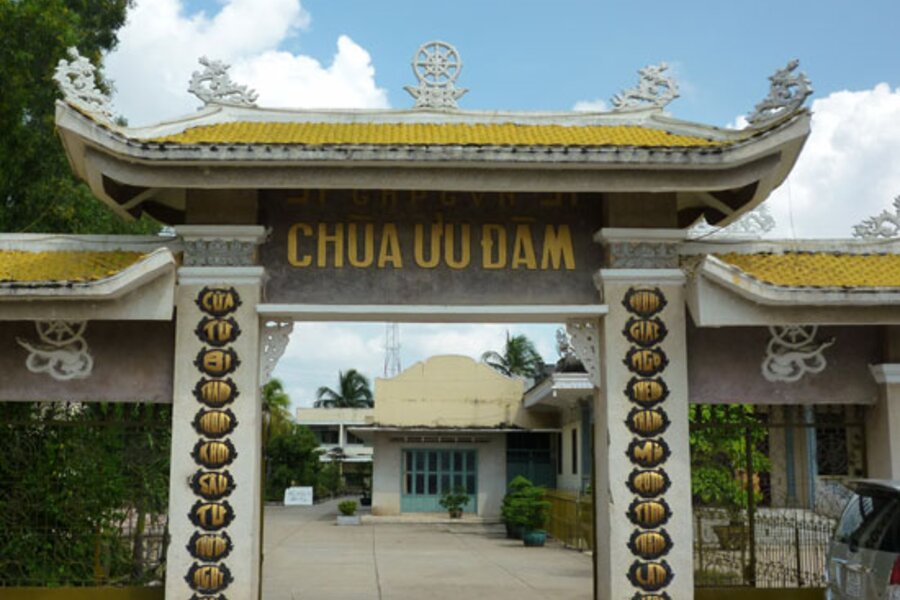 Thiền viện chùa ưu đàm Thủ Đức - Làn sóng tĩnh lặng giữa phồn hoa thành phố
