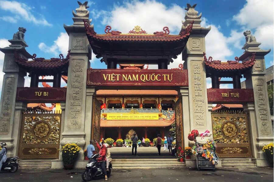 Chùa Việt Nam Quốc Tự - Nét Đặc Trưng của Chùa Đường 3/2