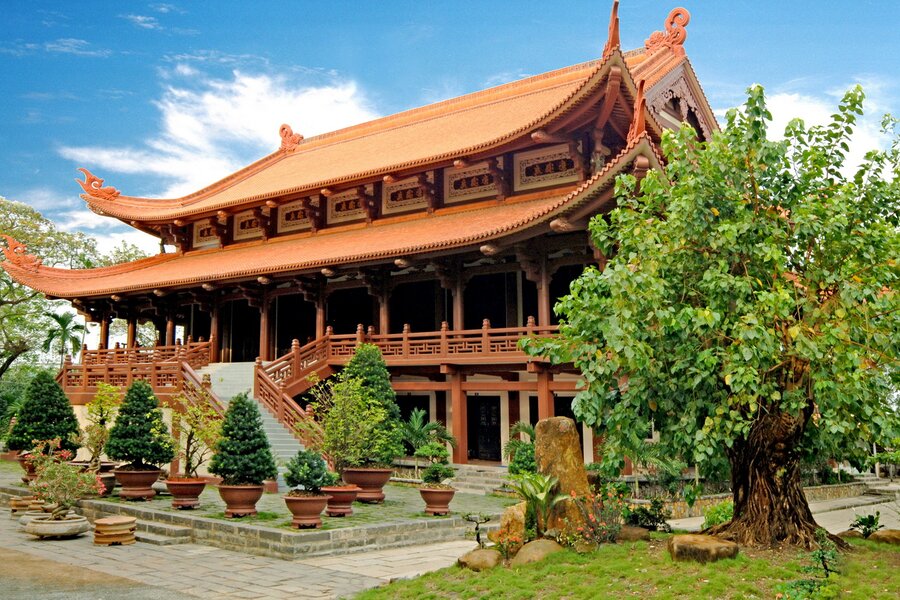 Thời gian và địa điểm cầu nguyện tại chùa Huệ Nghiêm Bình Tân