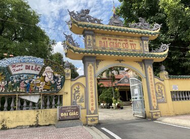 Thiền viện chùa Đại Giác Đồng Nai: Nơi linh thiêng tự tính Trung tâm Hòa Bình và Niềm vui