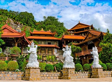 Chùa An Phước: Nơi Thăng Hoa Tinh Thần và Học Hỏi
