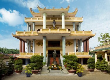 Chùa Giác Quang Quận 8: Nơi Tĩnh Tâm và Bình An