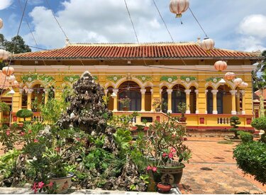 Chùa Nam Nhã: Di Sản Tâm Linh Giữa Lòng Thành Phố
