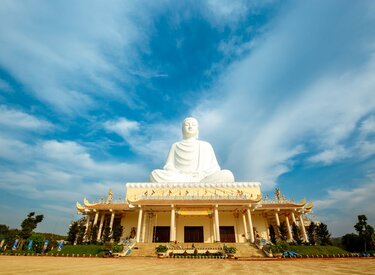 Chùa Phật Quốc Vạn Thành - Chùa Lớn Nhất Bình Phước và Điểm Đến Tâm Linh Đẹp Nhất