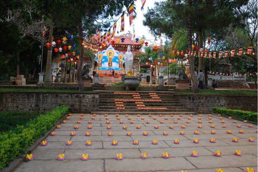 Thắng Linh Chùa - Ngôi đền linh thiêng nổi tiếng ở Hà Nội.