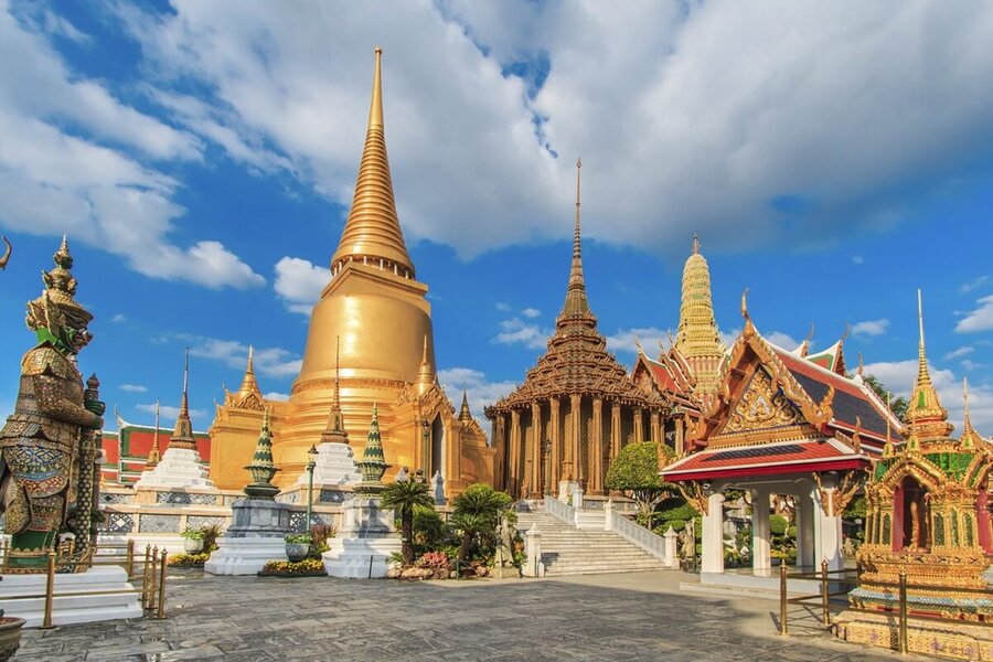Thiền viện Chùa Phật Ngọc Thái Lan và Wat Phra Kaew: Nơi linh thiêng của tâm hồn.