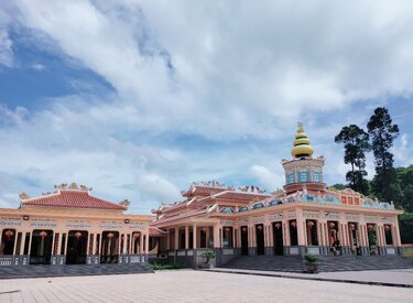 Thờ Phượng tại chùa Tam Bửu