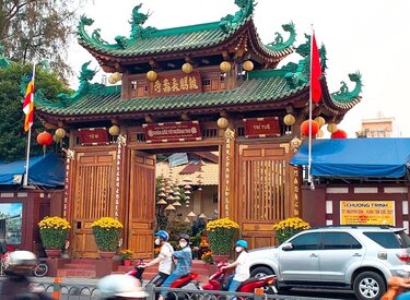 Thiền viện chùa ở Gò Vấp là nơi linh thiêng được nhiều người tin ngưỡng.
