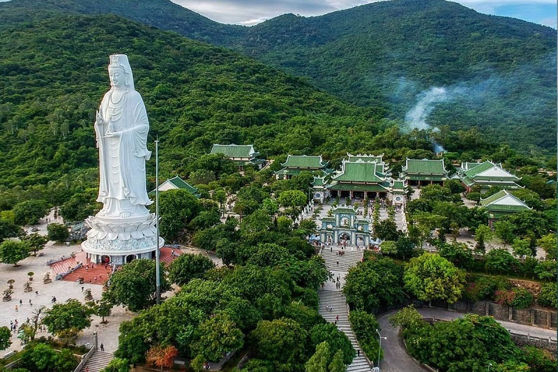 Tham quan Chùa Linh Ứng Non Nước Ngũ Hành Sơn ở Đà Nẵng - Cakhia TV