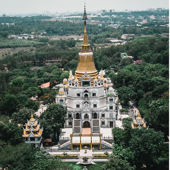 Chùa Thái Lan quận 9 - Điểm check in siêu ảo diệu - Khách Sạn Zenta Đà Nẵng