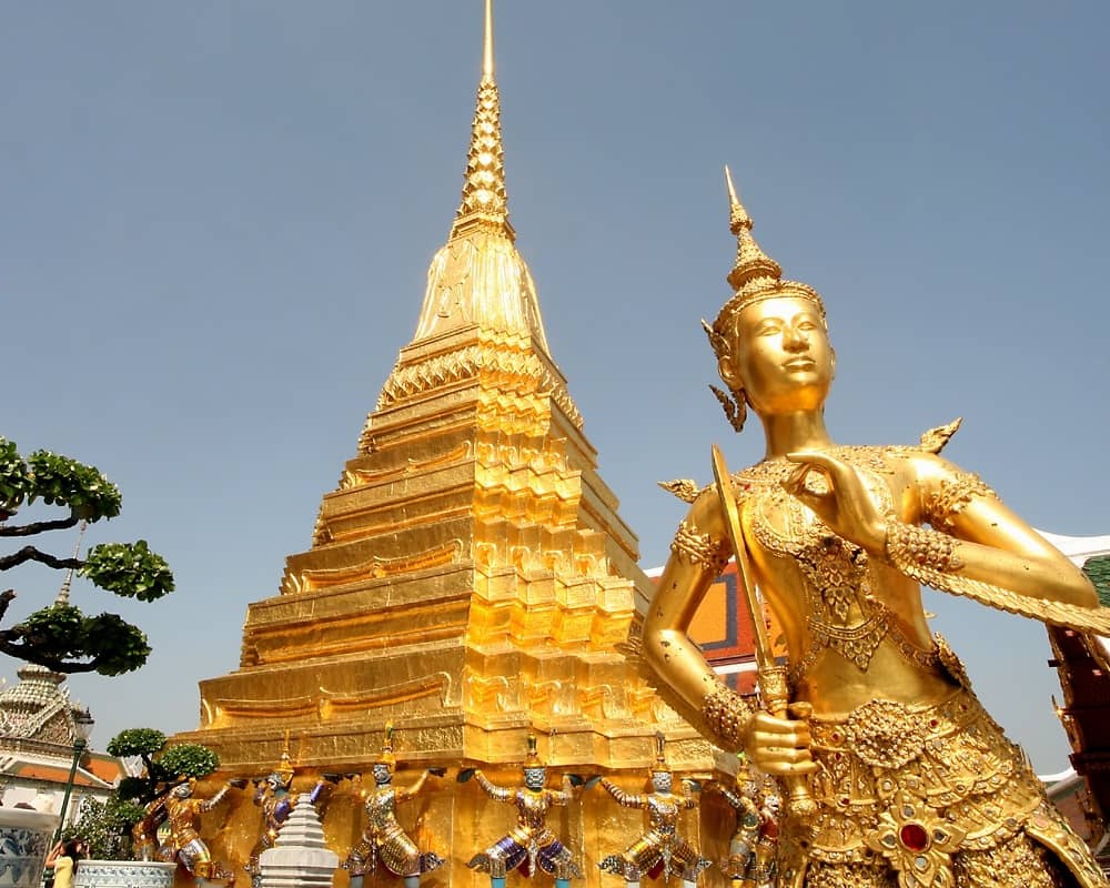 Khám phá Chùa Vàng Thái Lan cực linh thiêng !! - FOCUS ASIA TRAVEL