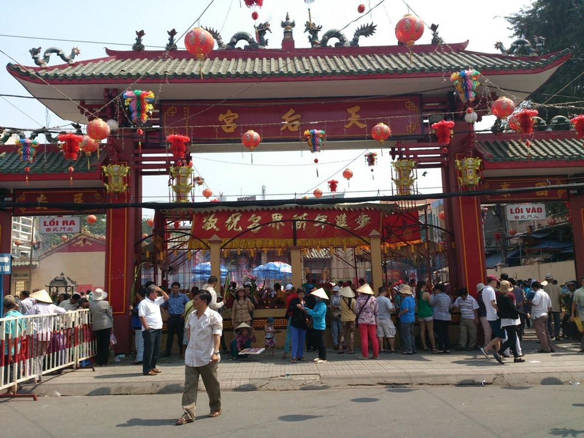 Tổng Hợp Thông Tin Về Chùa Bà Thiên Hậu Bình Dương