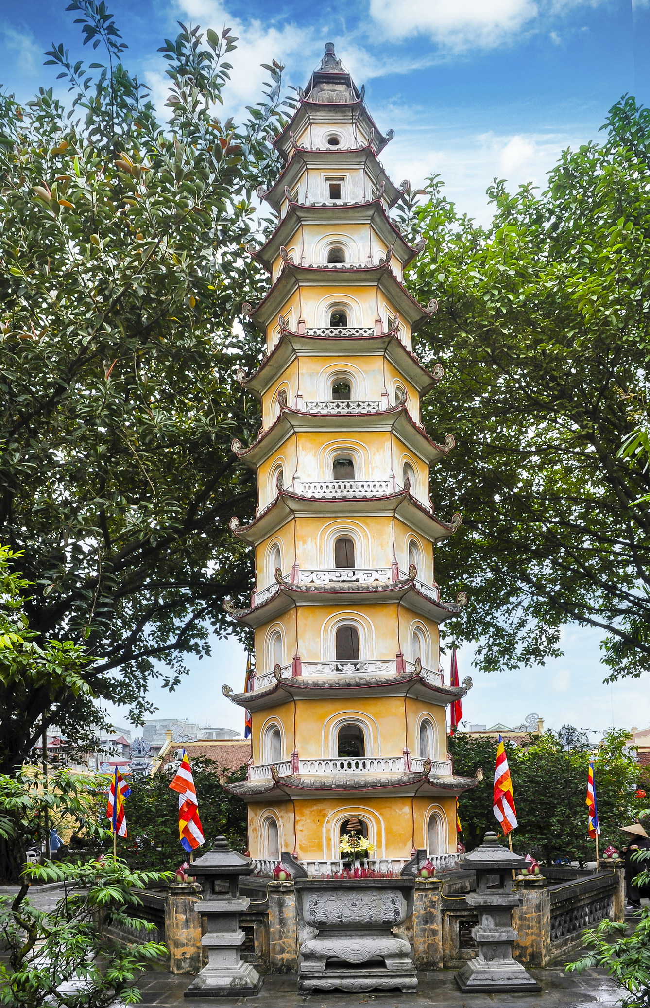 CHÙA LIÊN PHÁI, HÀ NỘI. - CHÙA MIỀN BẮC - Võ Văn Tường