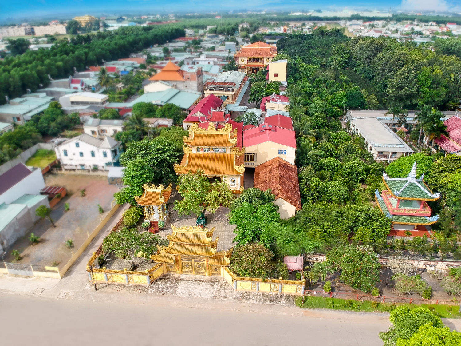 Chùa Long Vân phường Tam Phước