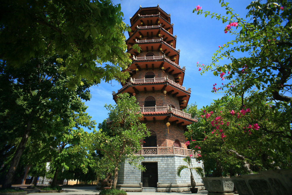 Chùm ảnh: Chùa Từ Đàm - nơi ghi dấu một trang sử dữ dội của Cố đô Huế ...