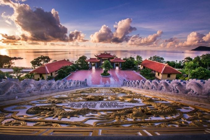 Chùa Sùng Đức Phú Quốc - Ngôi chùa với kiến trúc độc lạ