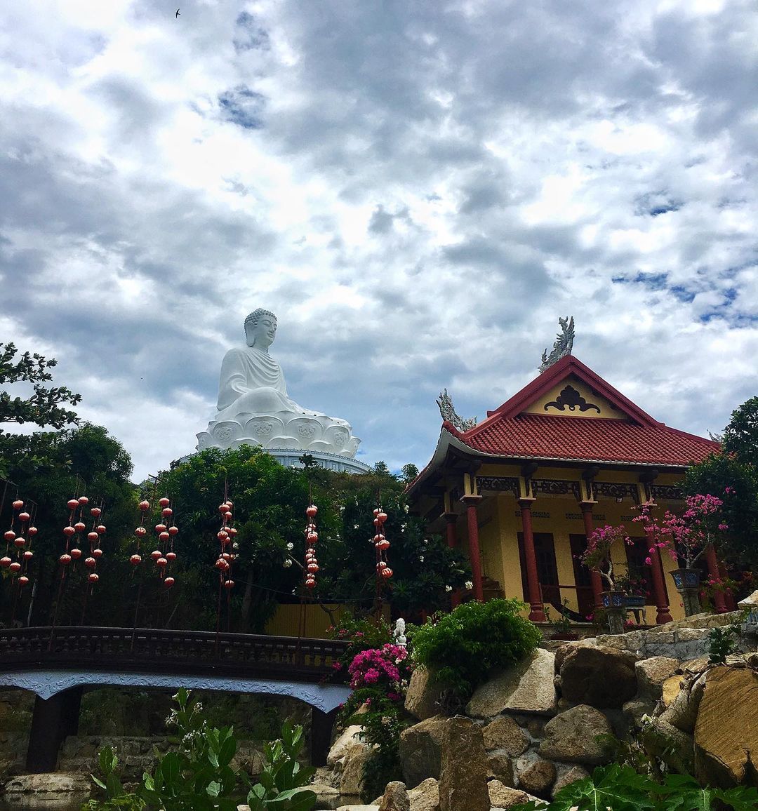 Ghé chùa Linh Phong Bình Định ngắm tượng Phật cao nhất Đông Nam Á ...