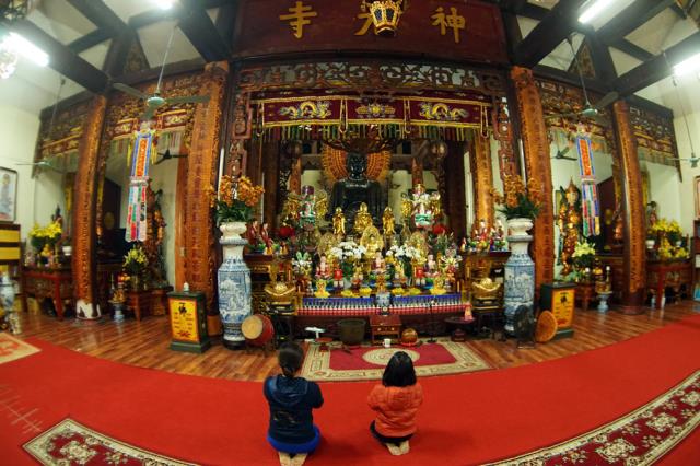 Chùa Ngũ Xá - Nơi an vị pho tượng Phật khổng lồ đặc biệt của Hà Nội