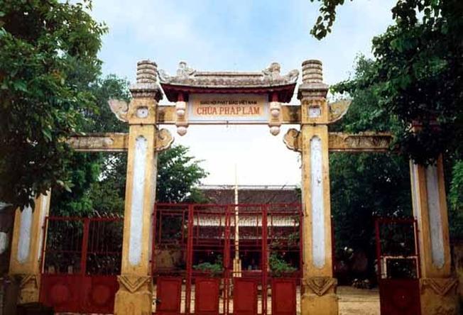 Vãn cảnh chùa Pháp Lâm – địa điểm du lịch Đà Nẵng nổi tiếng - Vntrip.vn