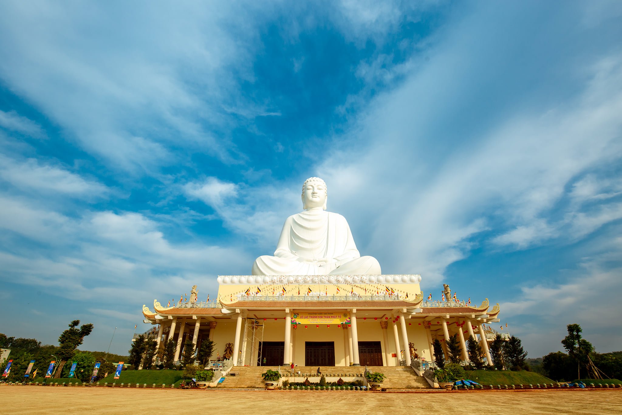 Chùa Phật Quốc Vạn Thành - Tượng Phật ngồi cao nhất Đông Nam Á