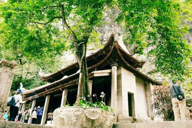 Khám phá chùa Linh Cốc Ninh Bình chi tiết mới nhất 2024