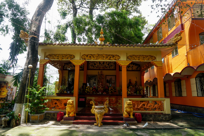 Amazing Vietnam: Chùa Tây Tạng có bức tượng Phật bằng tóc người lớn ...