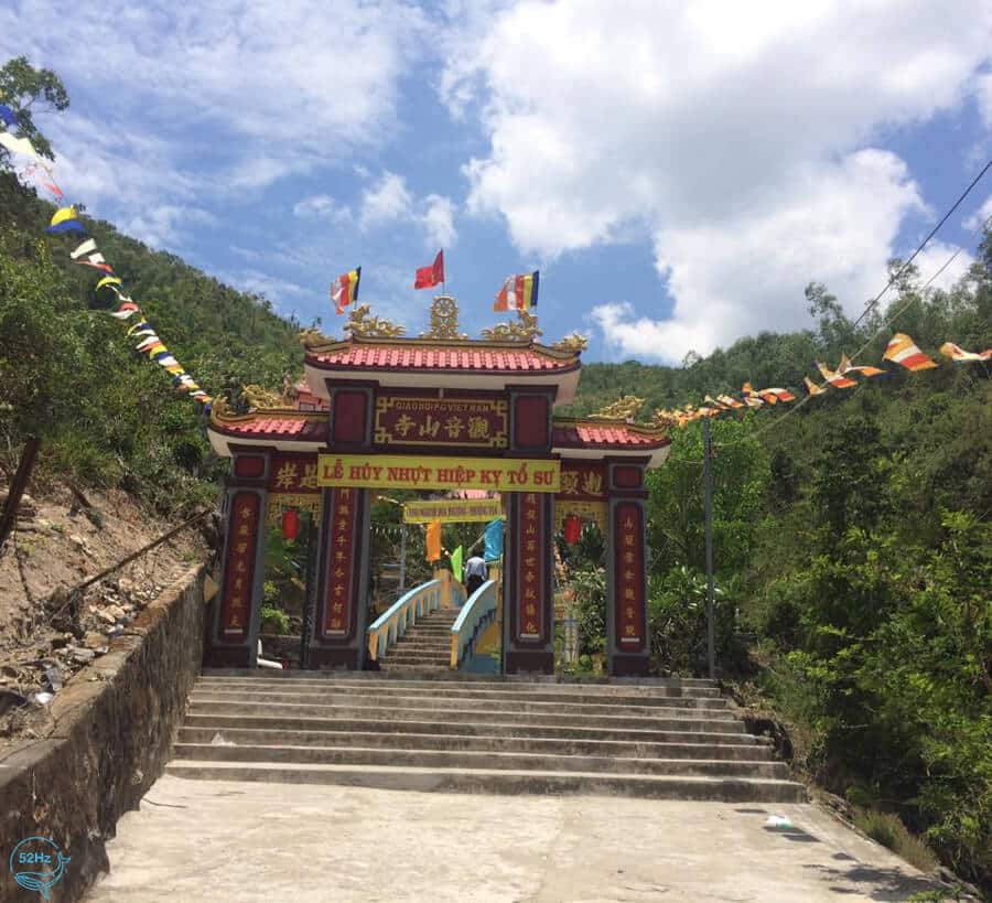 Chùa Suối Đổ: Khám phá ngôi chùa linh thiêng tại Nha Trang