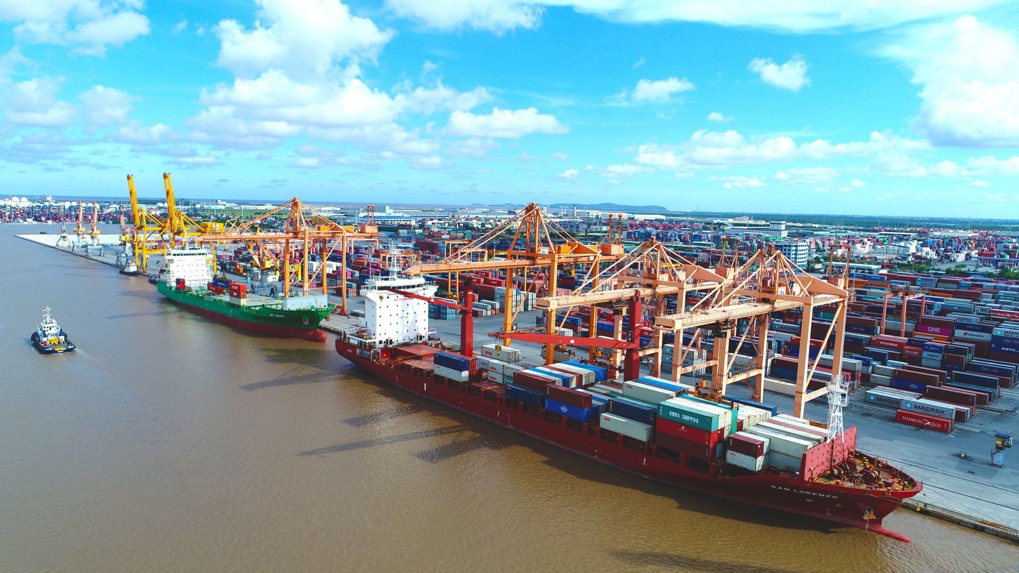 Cảng biển Hải Phòng đón tới hơn 9.000 lượt tàu Container – CÔNG TY TNHH ...