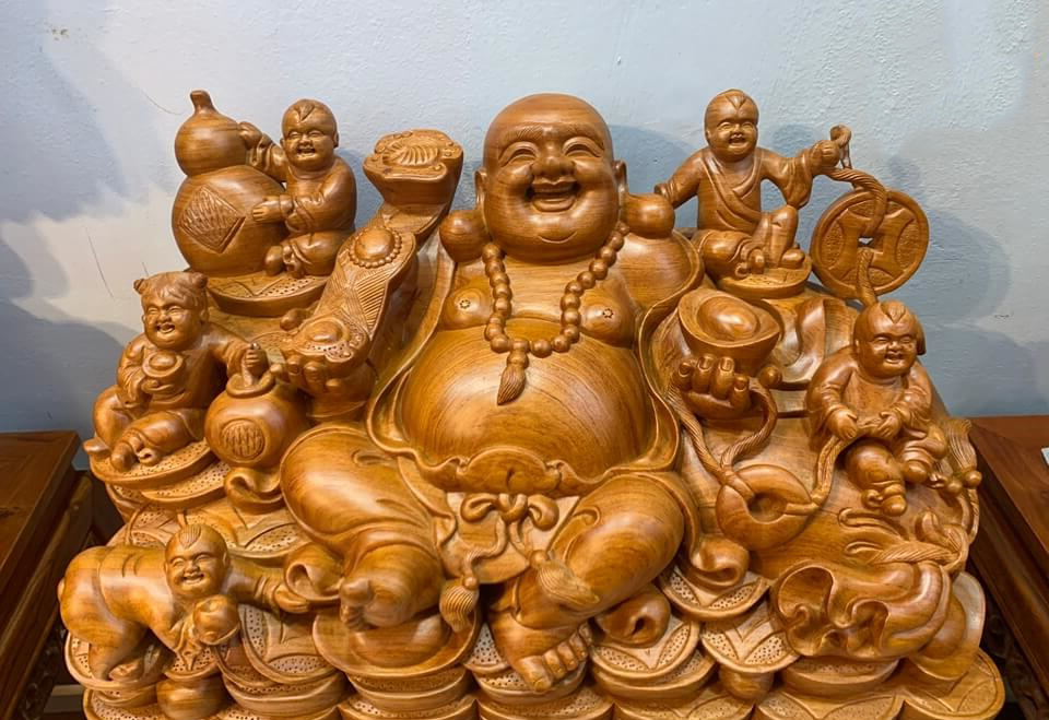 Kinh nghiệm mua tượng Phật Di Lặc ở TP HCM - Om Home Việt Nam