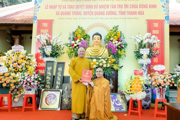 Thanh Hóa: Lễ nhập tự và trao quyết định bổ nhiệm trụ trì chùa Bồng ...