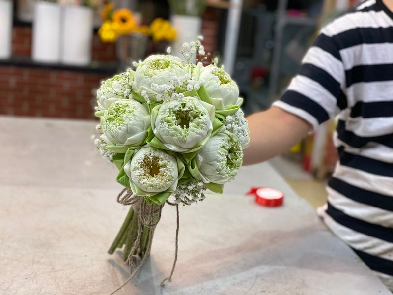 Rất Hay: Gợi ý cách bó hoa cưới cầm tay đơn giản mà đẹp và tinh tế